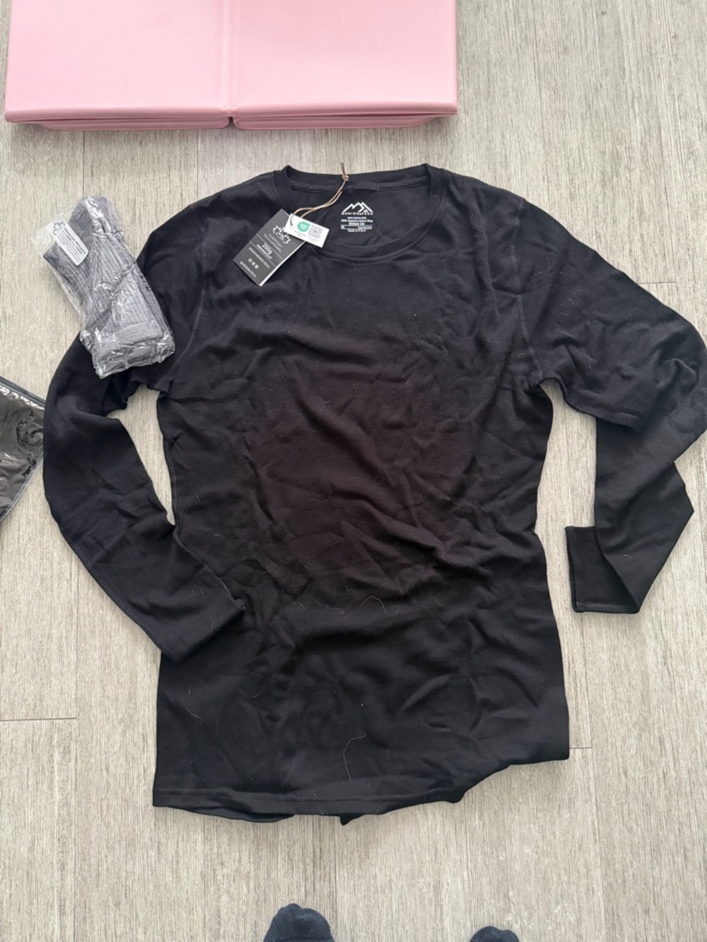 Men's Black Long-Sleeve Thermal Crew Shirt